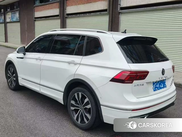 Volkswagen Tiguan L 2022 Белый из Китая, фото 2