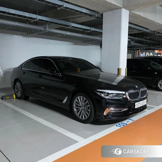 BMW 5 Series (G30) 2020 Черный из Кореи, фото 2