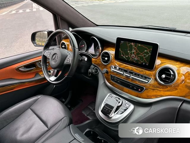 Mercedes-Benz V-class id 4212648 из Китая 12