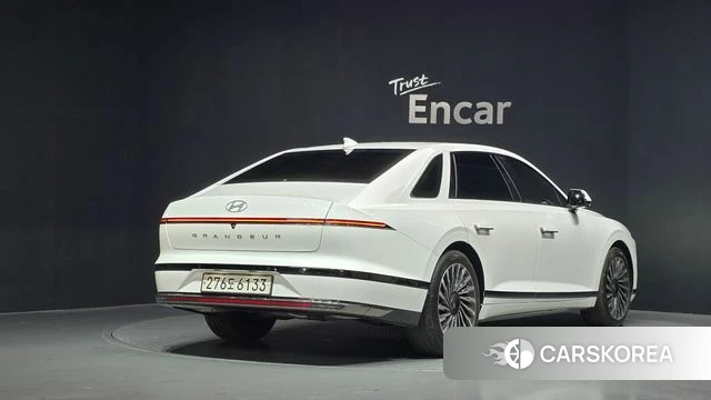 Hyundai Grandeur Hybrid (GN7) id 4400397 из Кореи 12