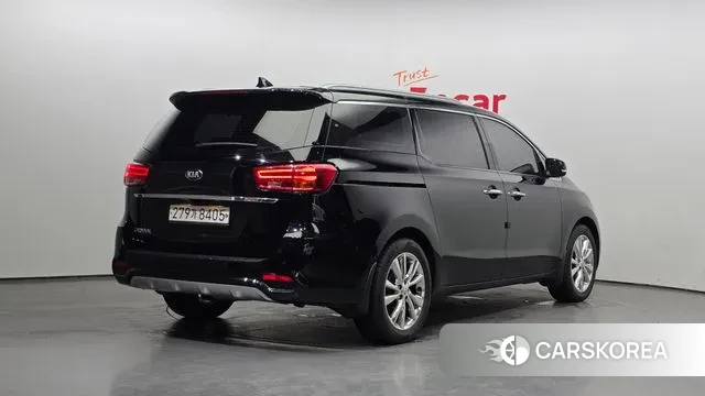 Kia The New Carnival id 3233805 из Кореи 12