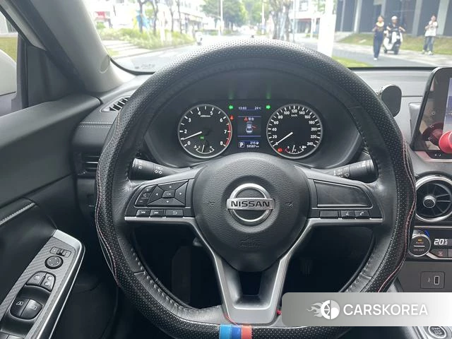 Nissan Xuan Yi 2023 Белый из Китая, фото 2