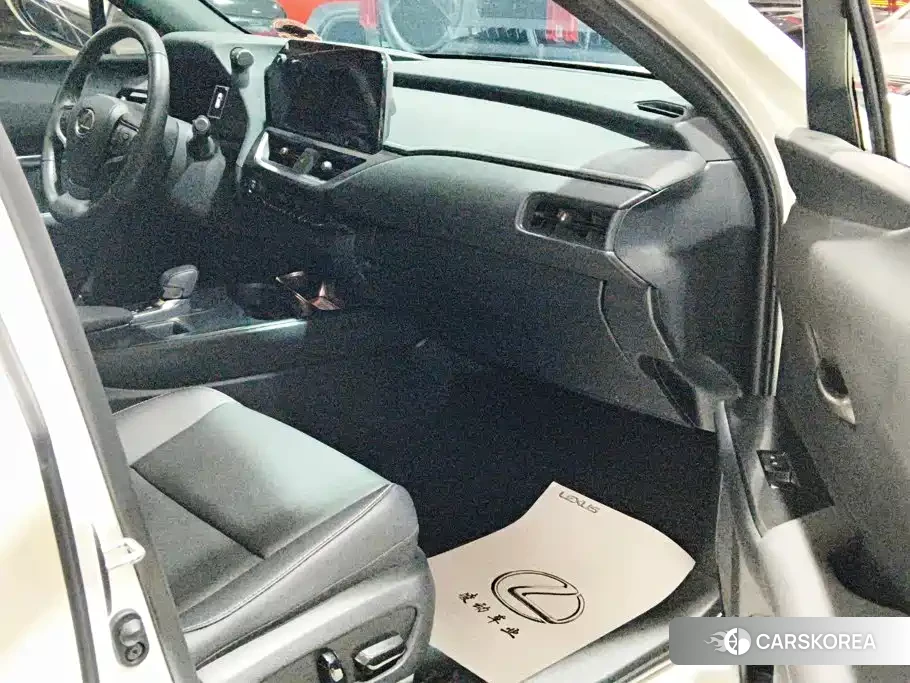 Lexus UX id 4681200 из Китая 9