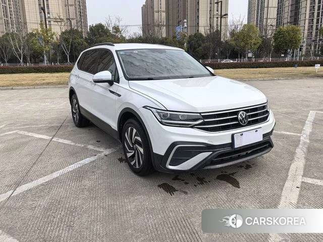 Volkswagen Tiguan L 2022 Белый из Китая, фото 5