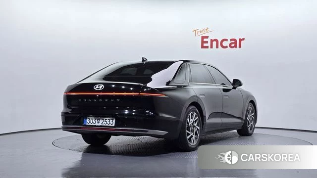 Hyundai Grandeur (GN7) id 3940264 из Кореи 12