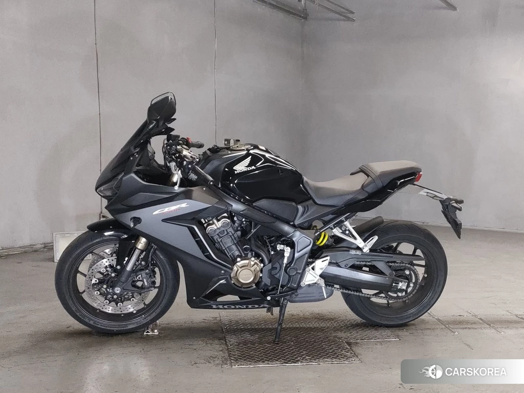 Проданный Honda CBR650R 2021 из Японии, фото 2