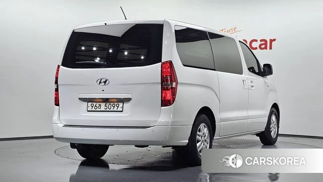Hyundai The New Grand Starex id 4396732 из Кореи 12