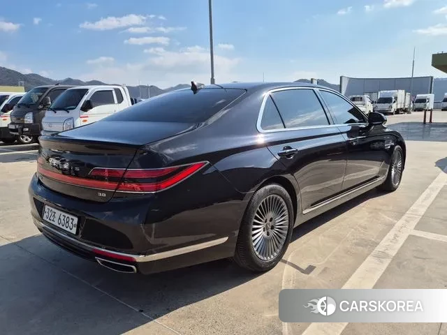 Genesis G90 id 3672496 из Кореи 12