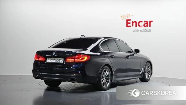 BMW 5 Series (G30) id 4284772 из Кореи 12