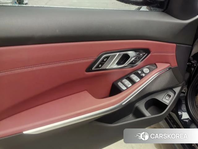 BMW 3 series id 4297477 из Китая 8