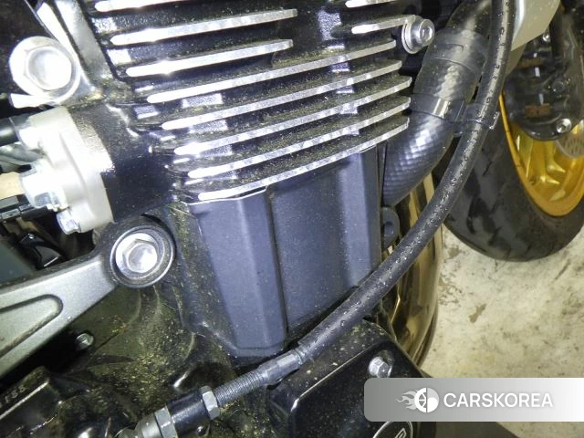 Engine photo