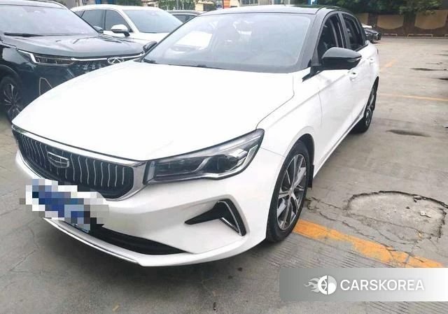 Geely Automobile Emgrand 2023 Белый из Китая, фото 2