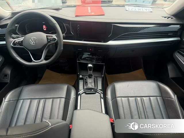 Volkswagen Passat 2023 Черный из Китая, фото 2