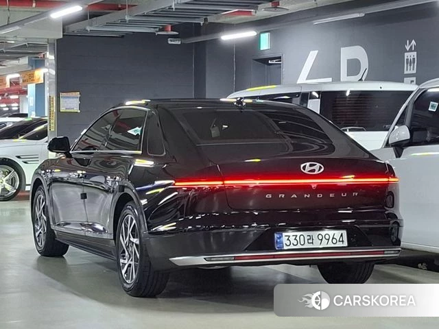 Hyundai Grandeur (GN7) id 4898453 из Кореи 9