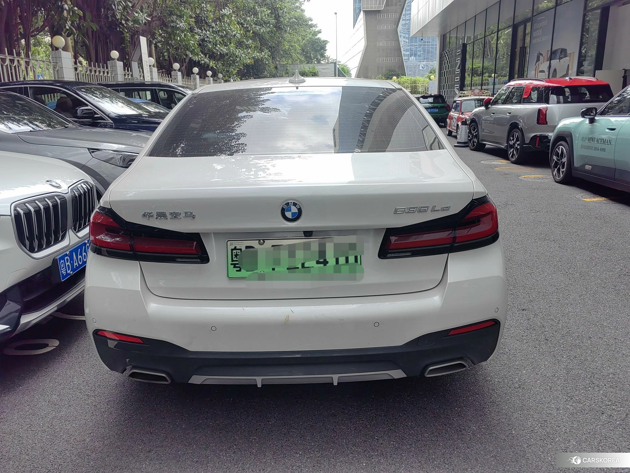 BMW 5 series PHEV id 4510713 из Китая 9
