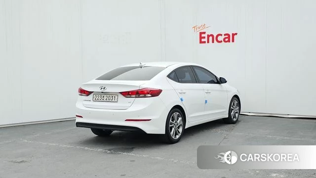 Hyundai Avante AD id 3845792 из Кореи 12