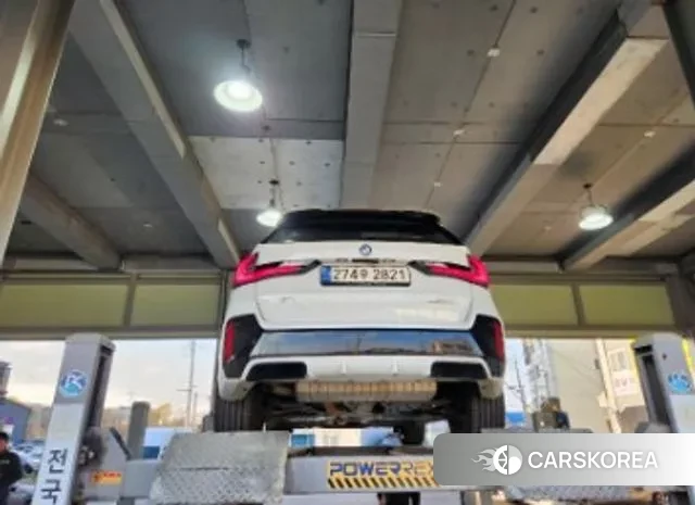 BMW X1 (U11) 2023 Белый из Кореи, фото 2