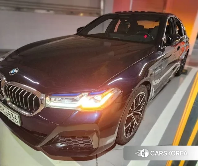 BMW 5 Series (G30) 2021 Черный из Кореи, фото 2