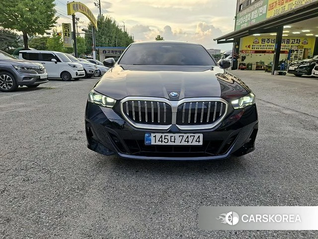 BMW 5 Series (G60) id 4665100 из Кореи 12