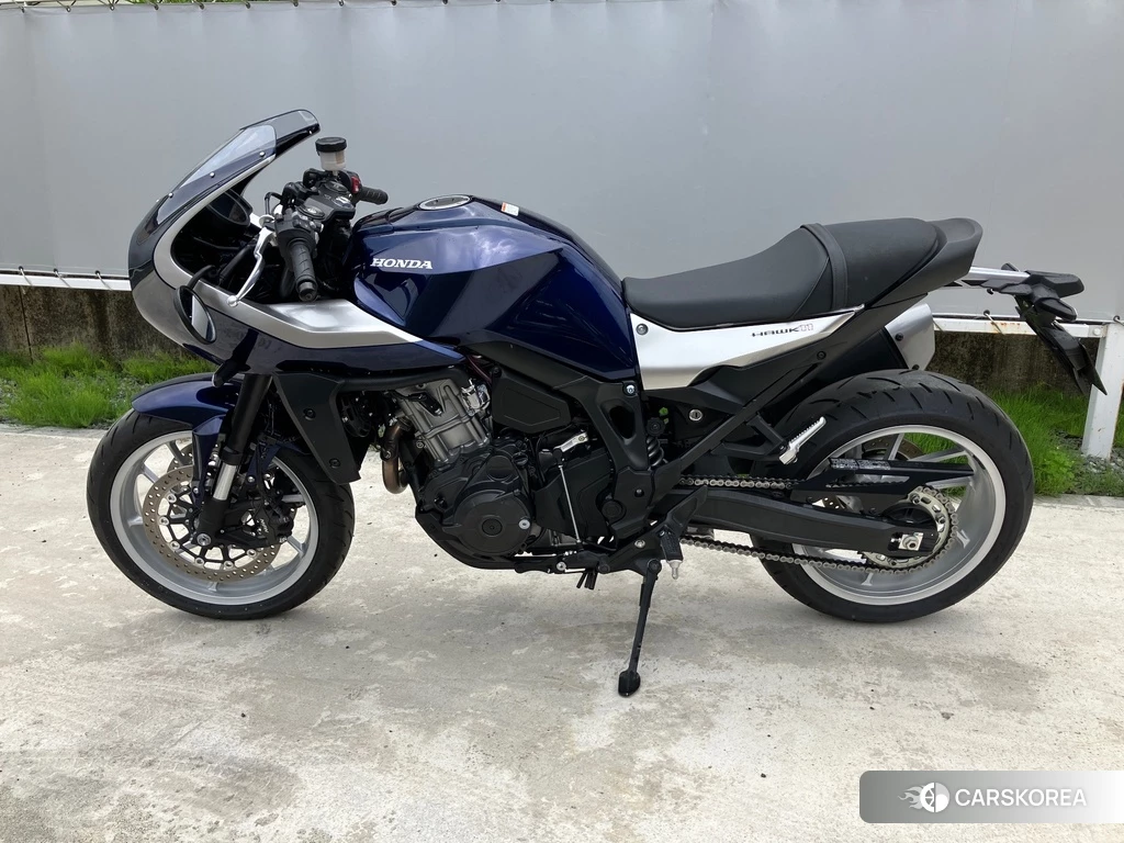 Проданный Honda HAWK 11 2022 из Японии