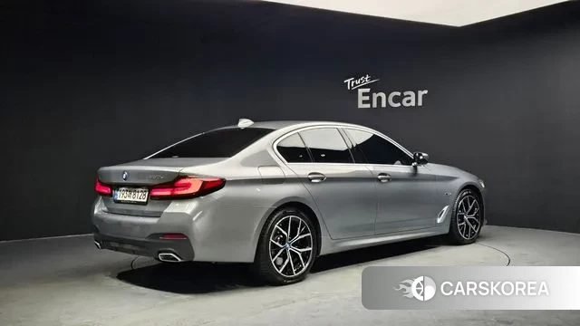 BMW 5 Series (G30) id 3610808 из Кореи 12