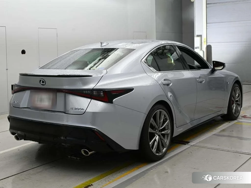 Lexus IS300h 2020 из Японии, фото 2