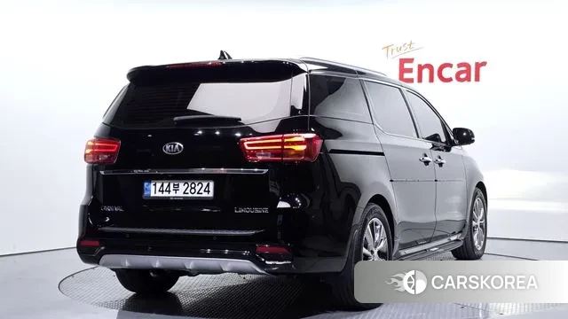 Kia The New Carnival id 3291478 из Кореи 12