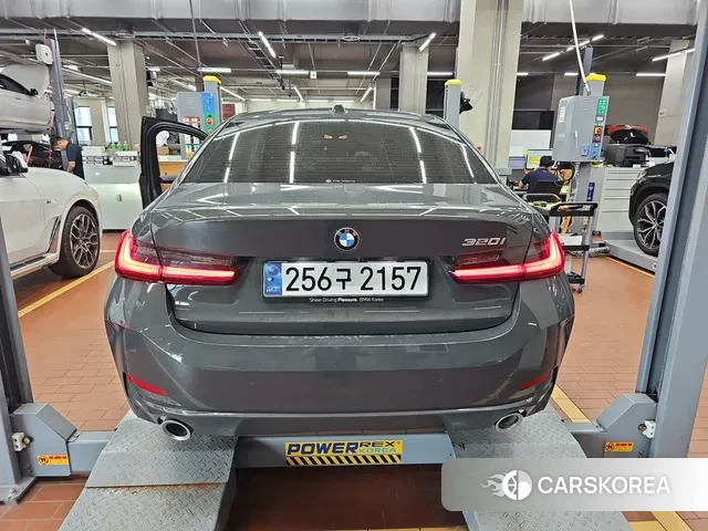 BMW 3 Series (G20) 2025 Серый из Кореи, фото 2