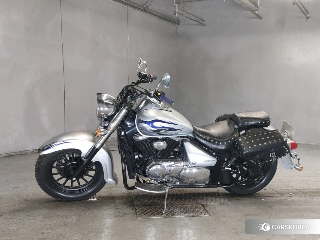 Проданный Suzuki INTRUDER 400 CLASSIC 2013 из Японии