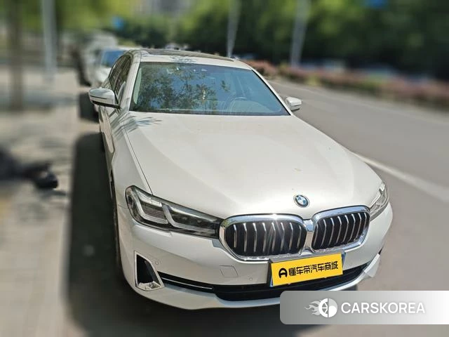 BMW 5 series 2023 Белый из Китая, фото 2