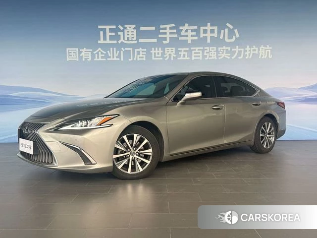 Lexus ES id 4342127 из Китая 12
