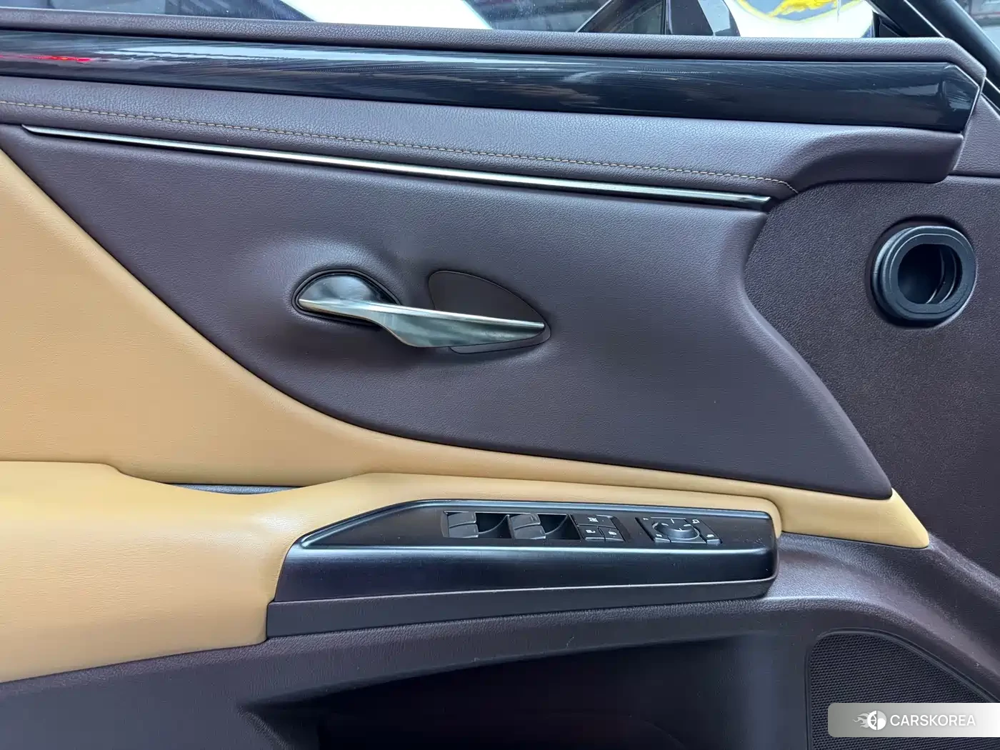 Lexus ES id 4565394 из Китая 12