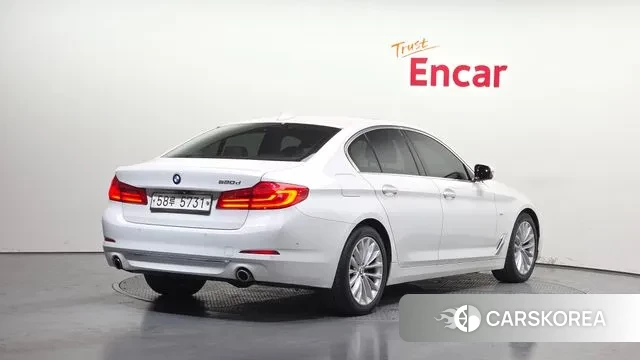 BMW 5 Series (G30) id 3709402 из Кореи 12