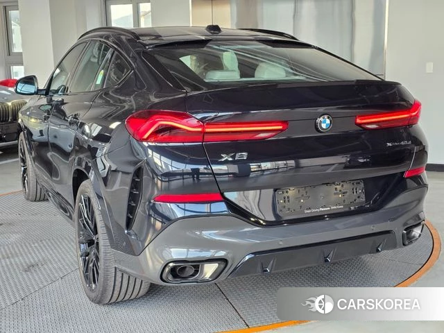 BMW X6 (G06) 2026 Черный из Кореи, фото 4