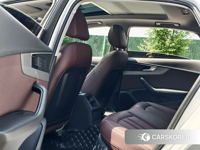 Audi A4L id 4216870 из Китая 12