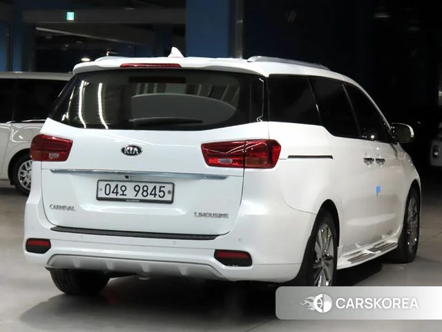 Kia The New Carnival id 4842676 из Кореи 12