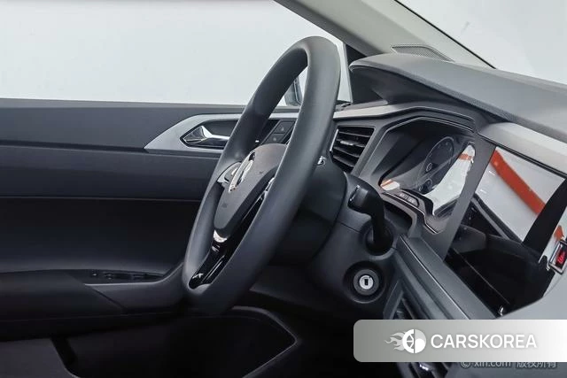Volkswagen Polo id 4276314 из Китая 12