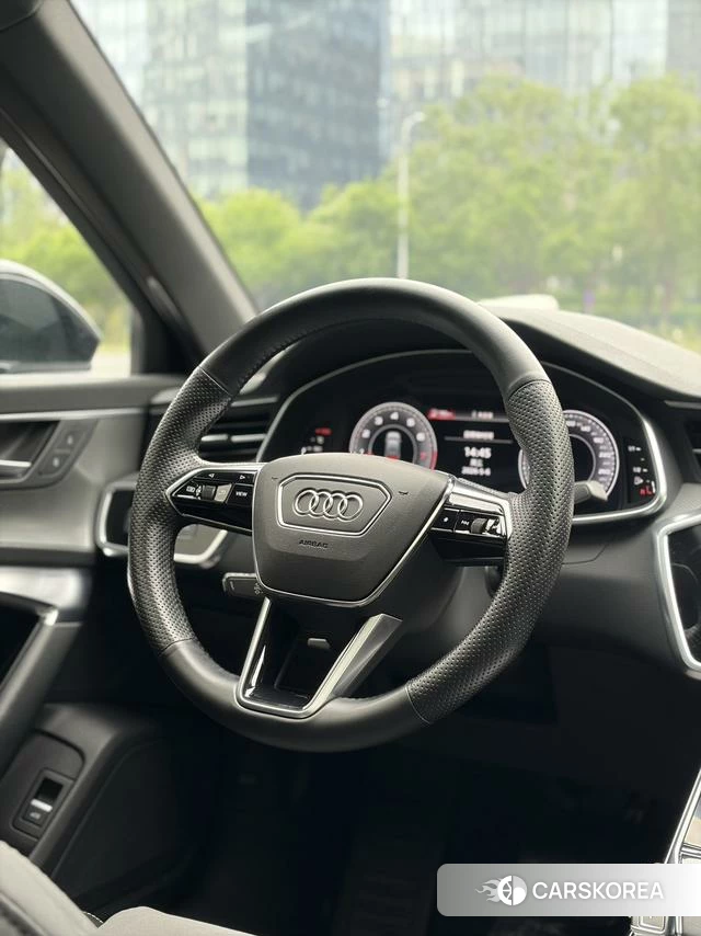 Audi A6L id 4297674 из Китая 10