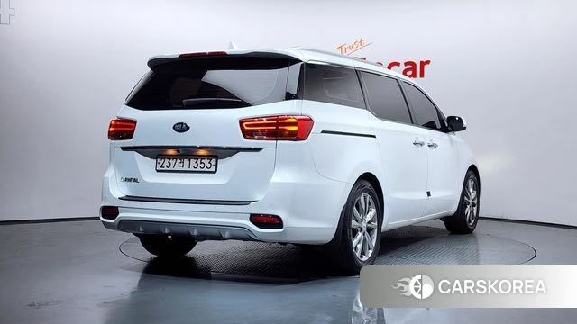 Kia The New Carnival id 4251072 из Кореи 12