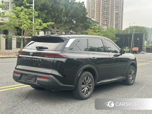 Nissan Exploring the land 2024 Черный из Китая, фото 2