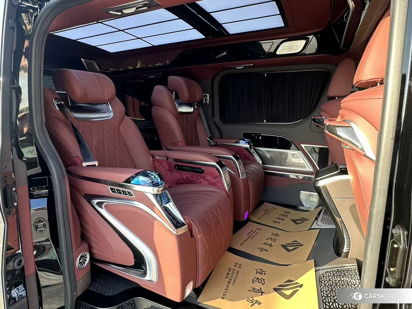 Toyota Hiace 2025 Черный из Китая, фото 6