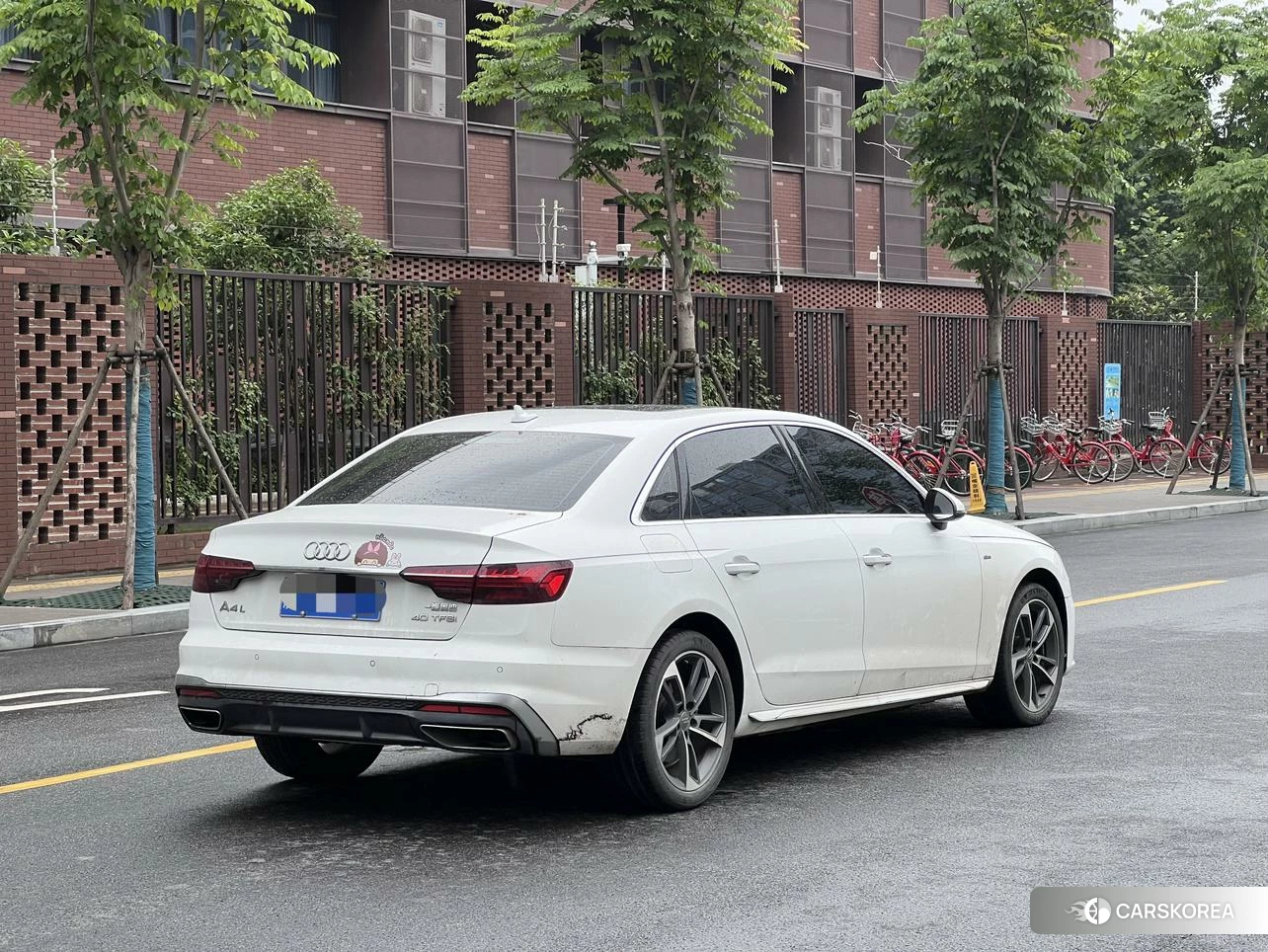 Audi A4L 2020 Белый из Китая, фото 2