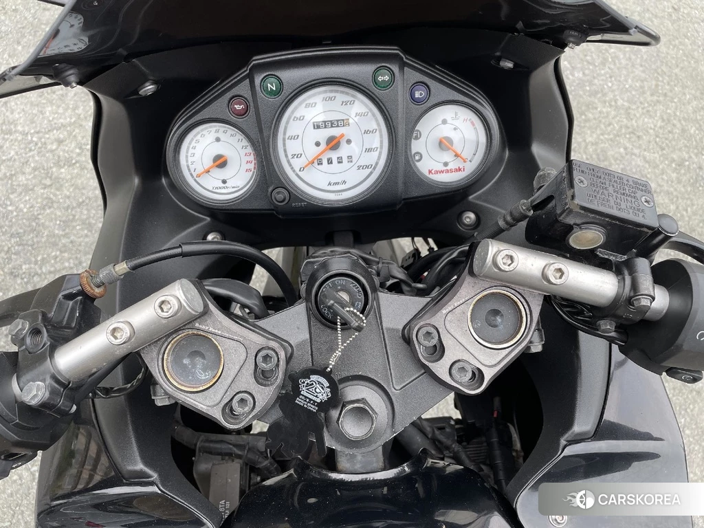 Проданный Kawasaki NINJA 250R id 4149431 из Японии, фото 2