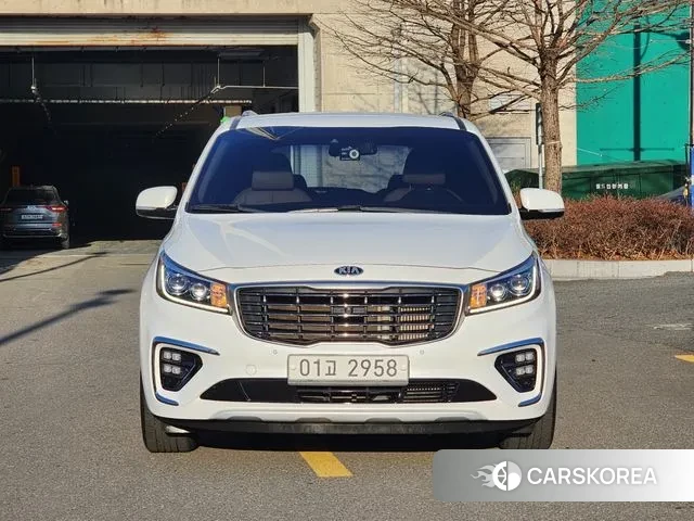 Kia The New Carnival 2019 Белый из Кореи, фото 2
