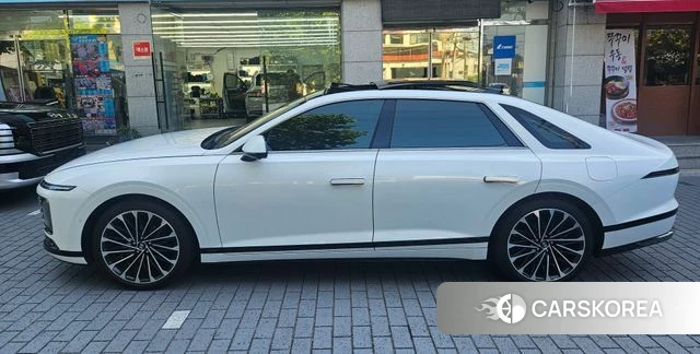 Hyundai Grandeur Hybrid (GN7) 2024 Белый из Кореи, фото 2