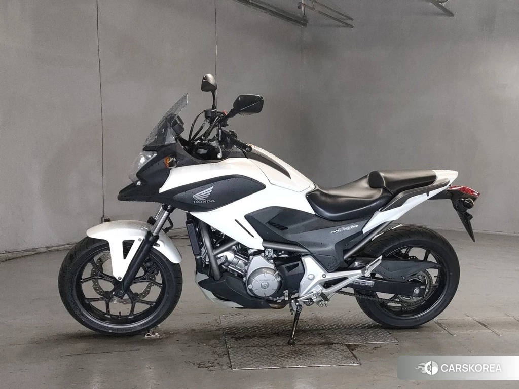 Проданный Honda NC700X 2016 из Японии