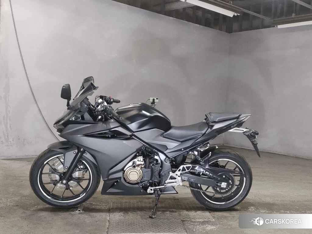 Проданный Honda CBR400R 2020 из Японии, фото 2