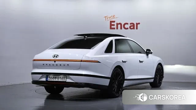 Hyundai Grandeur Hybrid (GN7) id 3523992 из Кореи 12