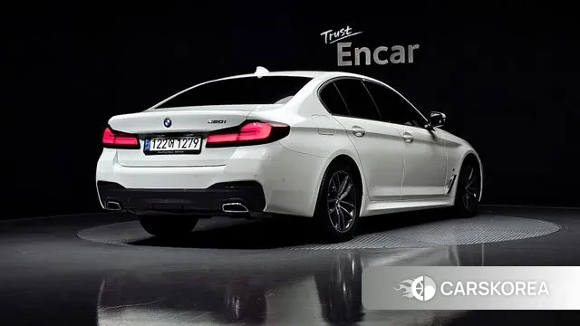 BMW 5 Series (G30) id 3348927 из Кореи 12