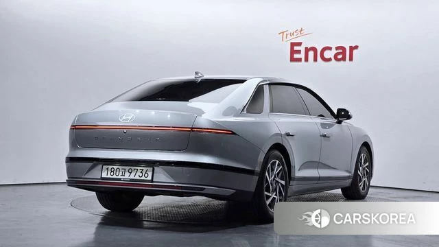 Hyundai Grandeur (GN7) id 4315360 из Кореи 12